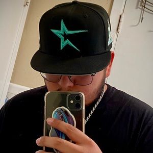 Meet your Posher, Roberto